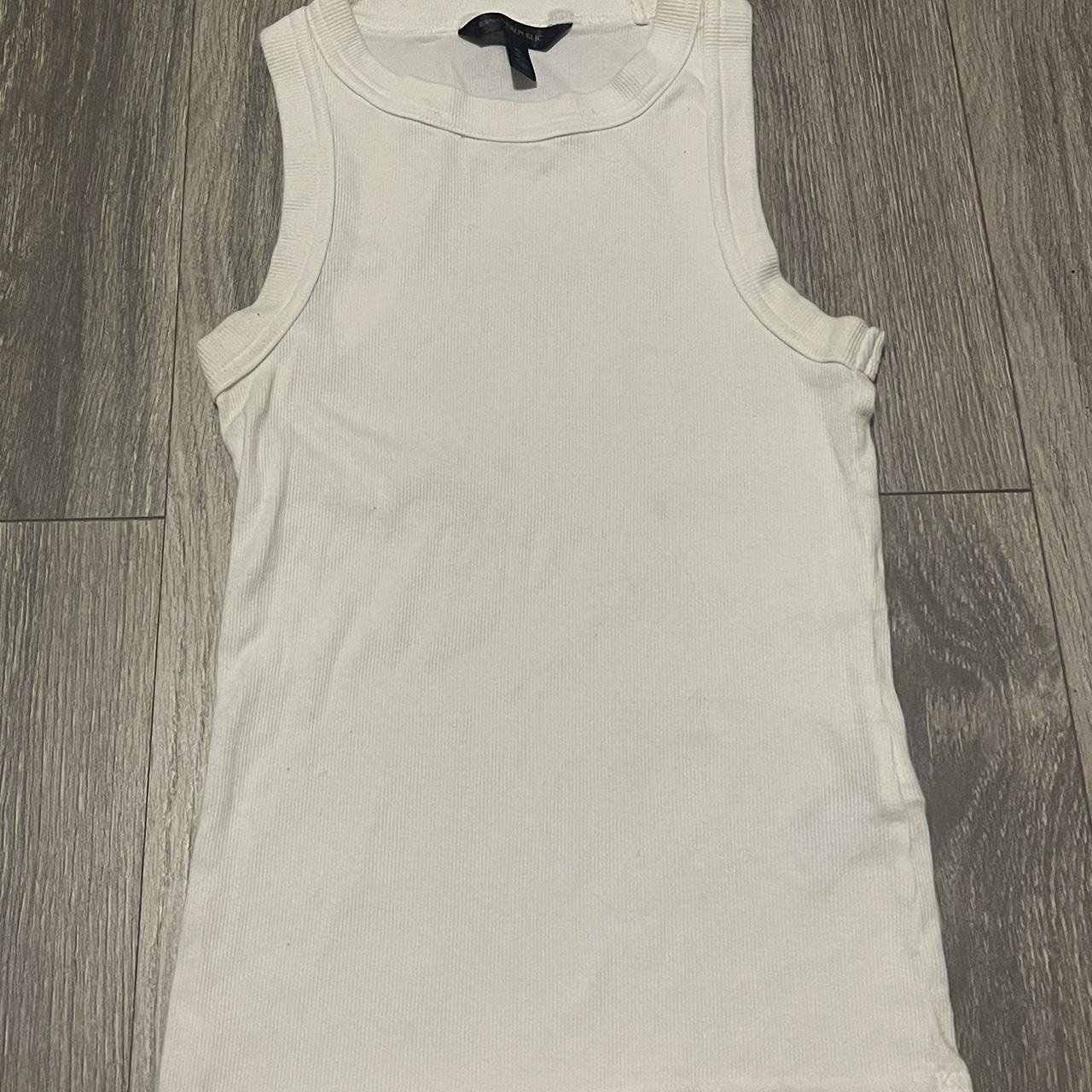 Banana Republic Women's White Vest | Depop