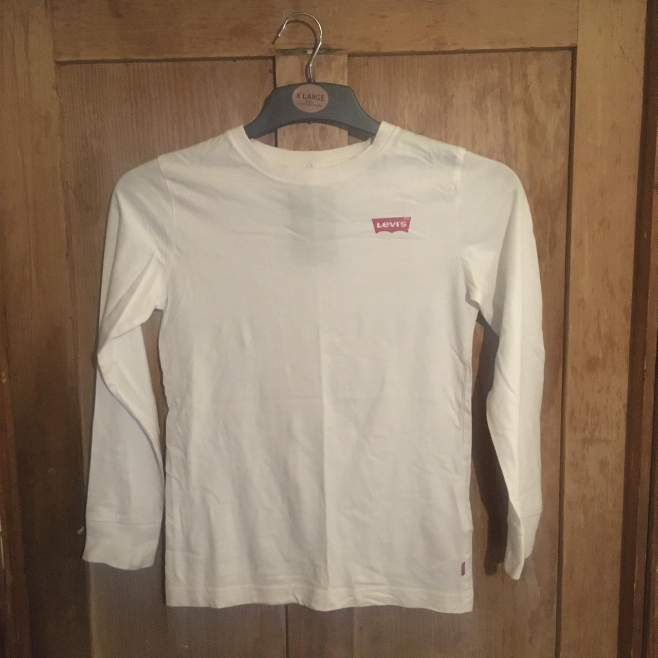 Levi's Men's T-shirt | Depop