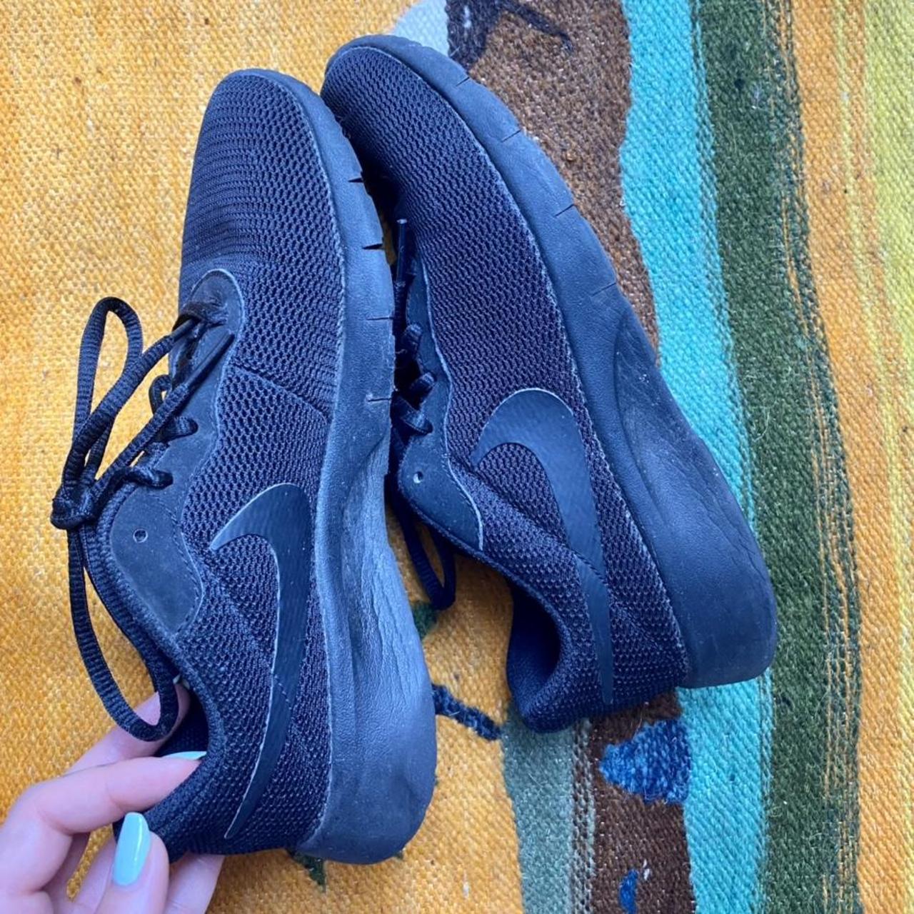 womens nike black trainers sale