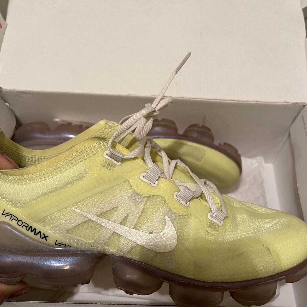 vapormax luminous green