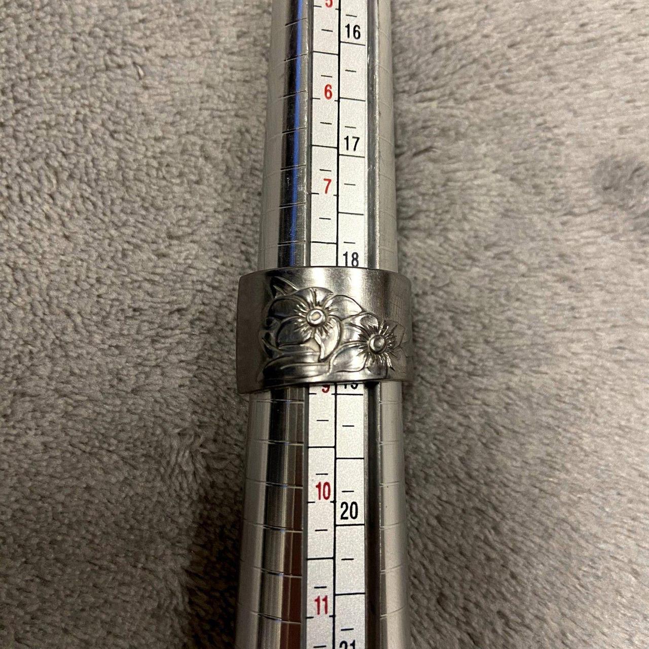 Source Unknown Women's Ring - Silver – Handmade F… - image 2