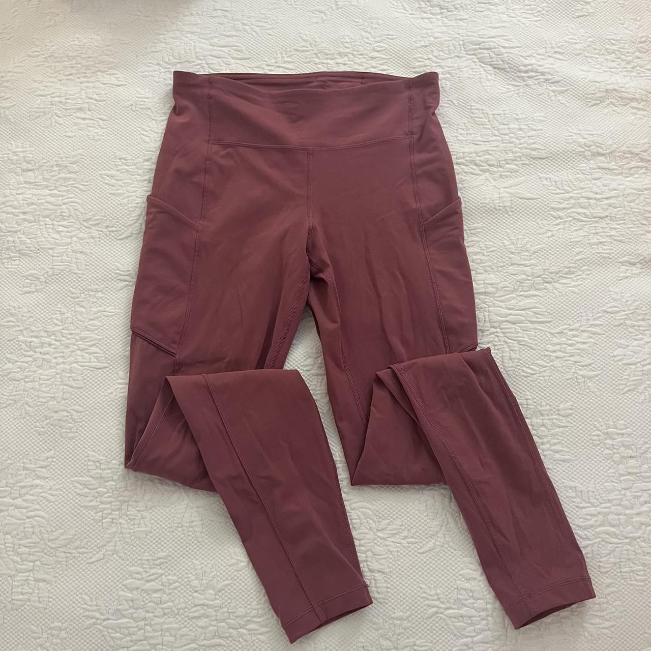 lululemon dark pink leggings, great condition, size