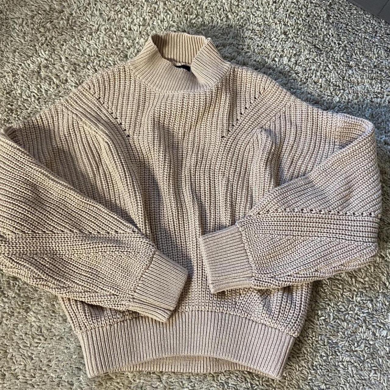 Open back sweater hot sale forever 21