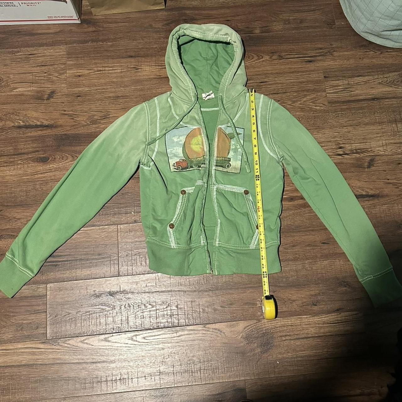 item listed by alexx222