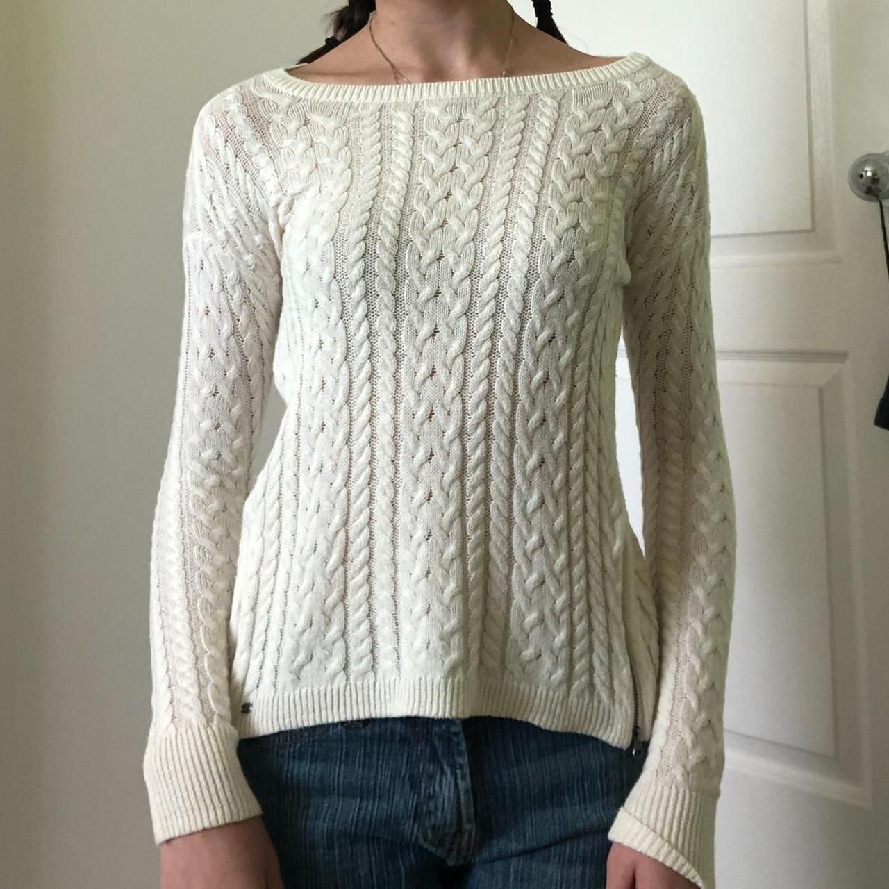 American eagle white top sweater