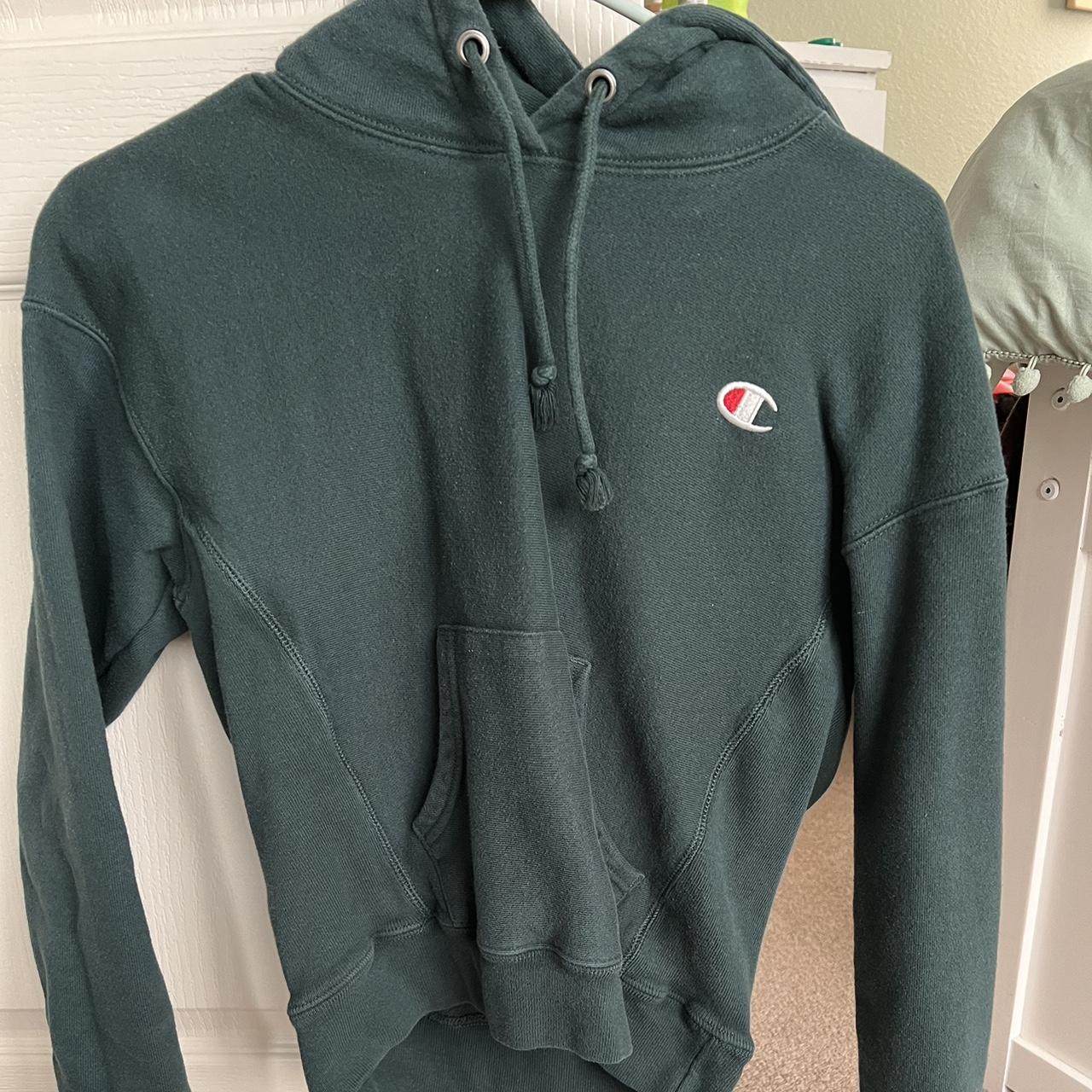 Forest green champion reverse weave hoodie. womens