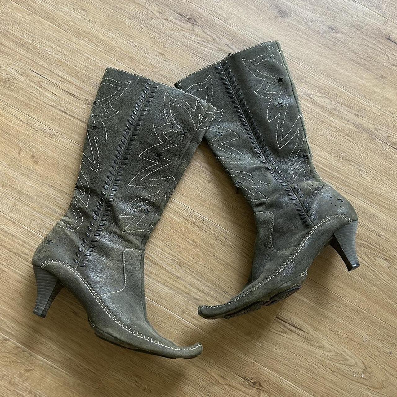 Indigo kitten heel cowgirl boots Beautiful green... - Depop