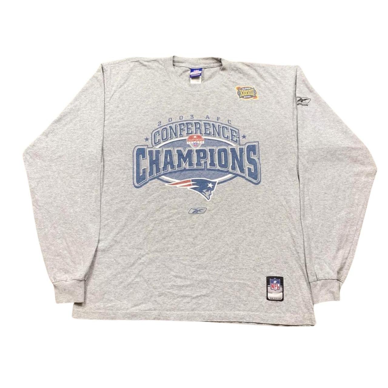 New England Patriots Vintage Applique Shirt by Reebok-Grey