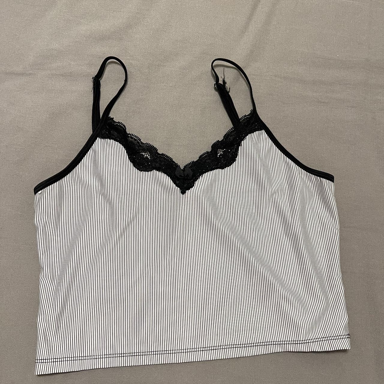 the cutest most flattering tank top // size small //... Depop