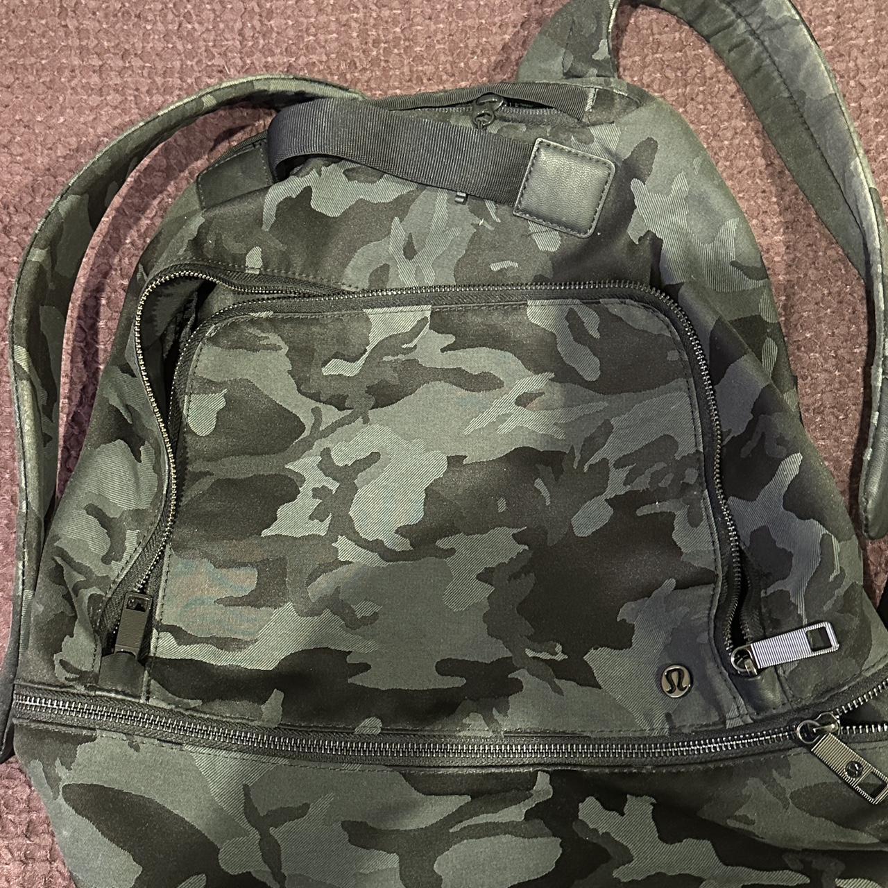 Lululemon camo backpack - Depop