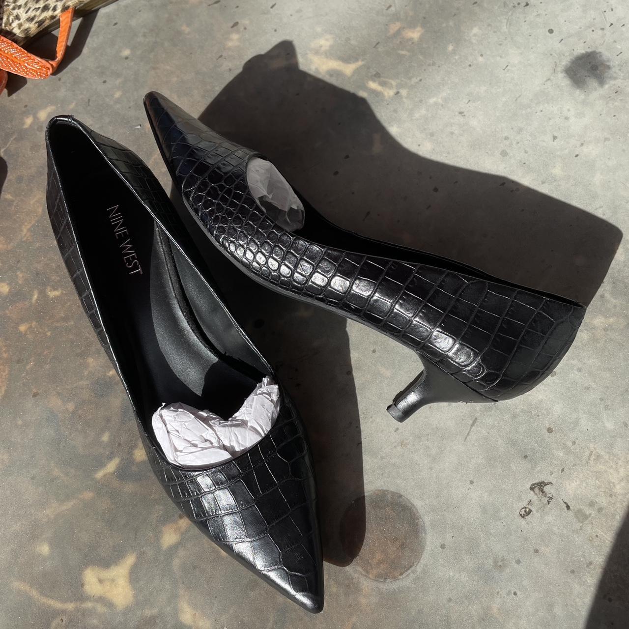 Snakeskin pumps clearance nine west