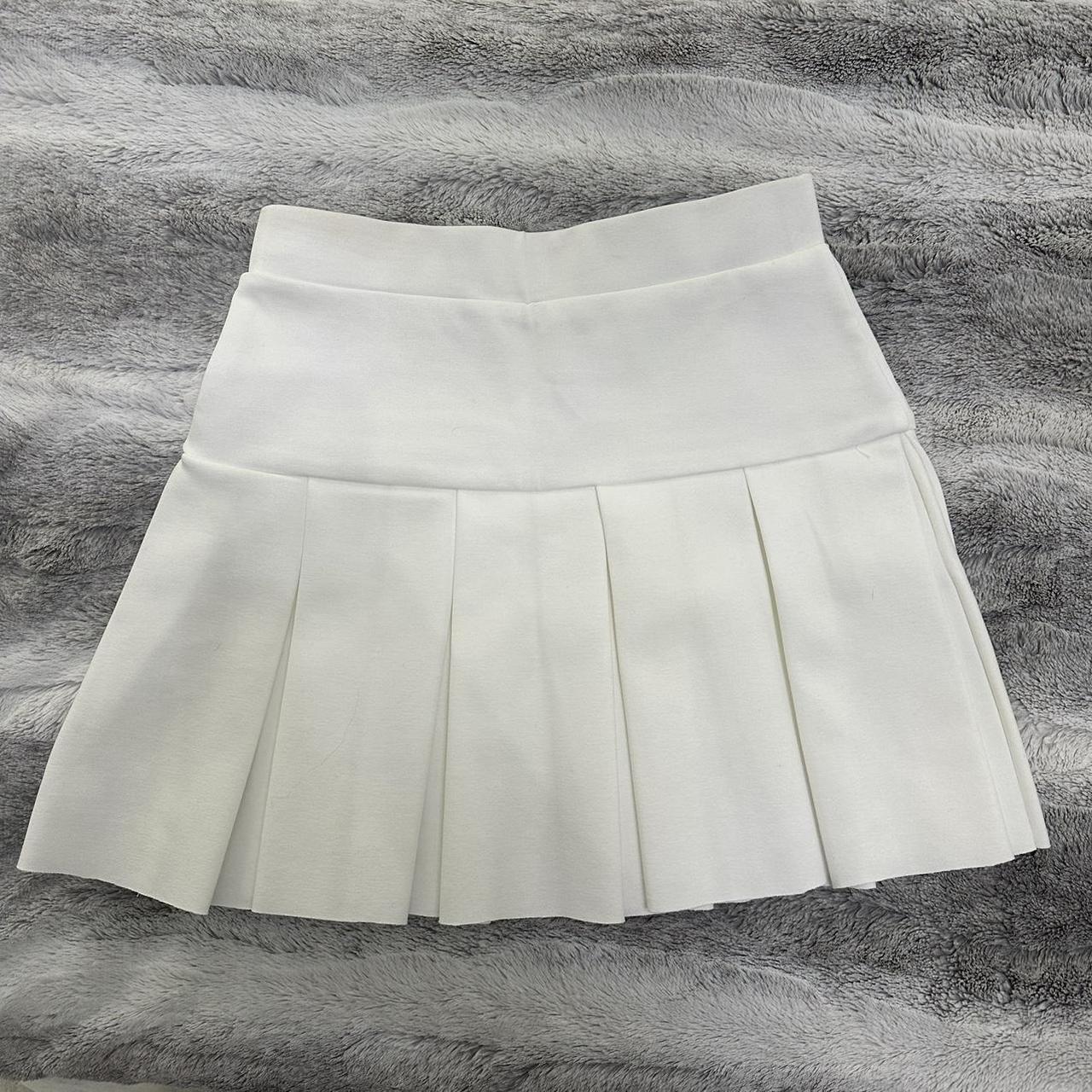 Lioness white mini pleated skirt! Never worn, brand... - Depop