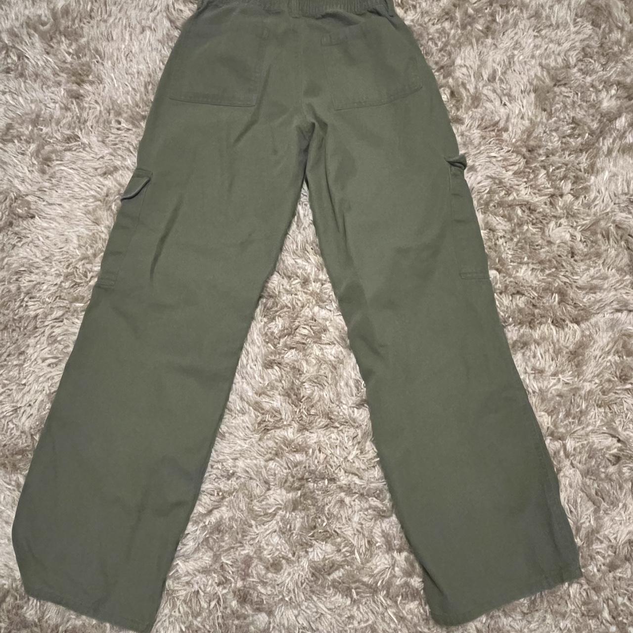Aeropostale Women's Cargo Pants Green/Khaki M – Khaki green