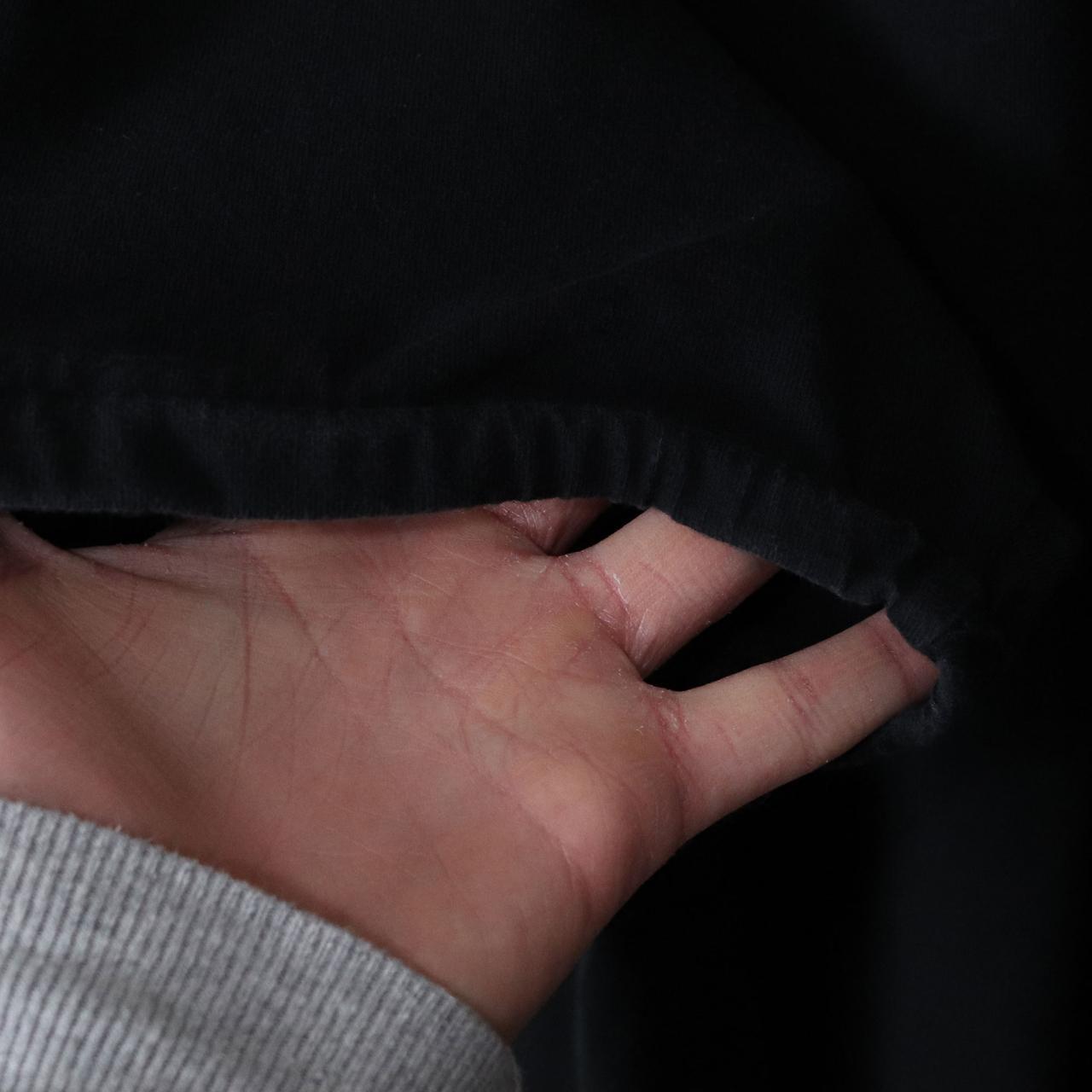 Carhartt essential tshirt Measurements... Depop