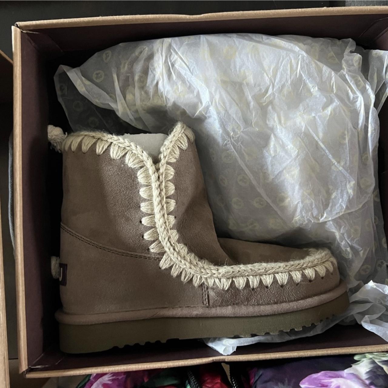 mou boots london