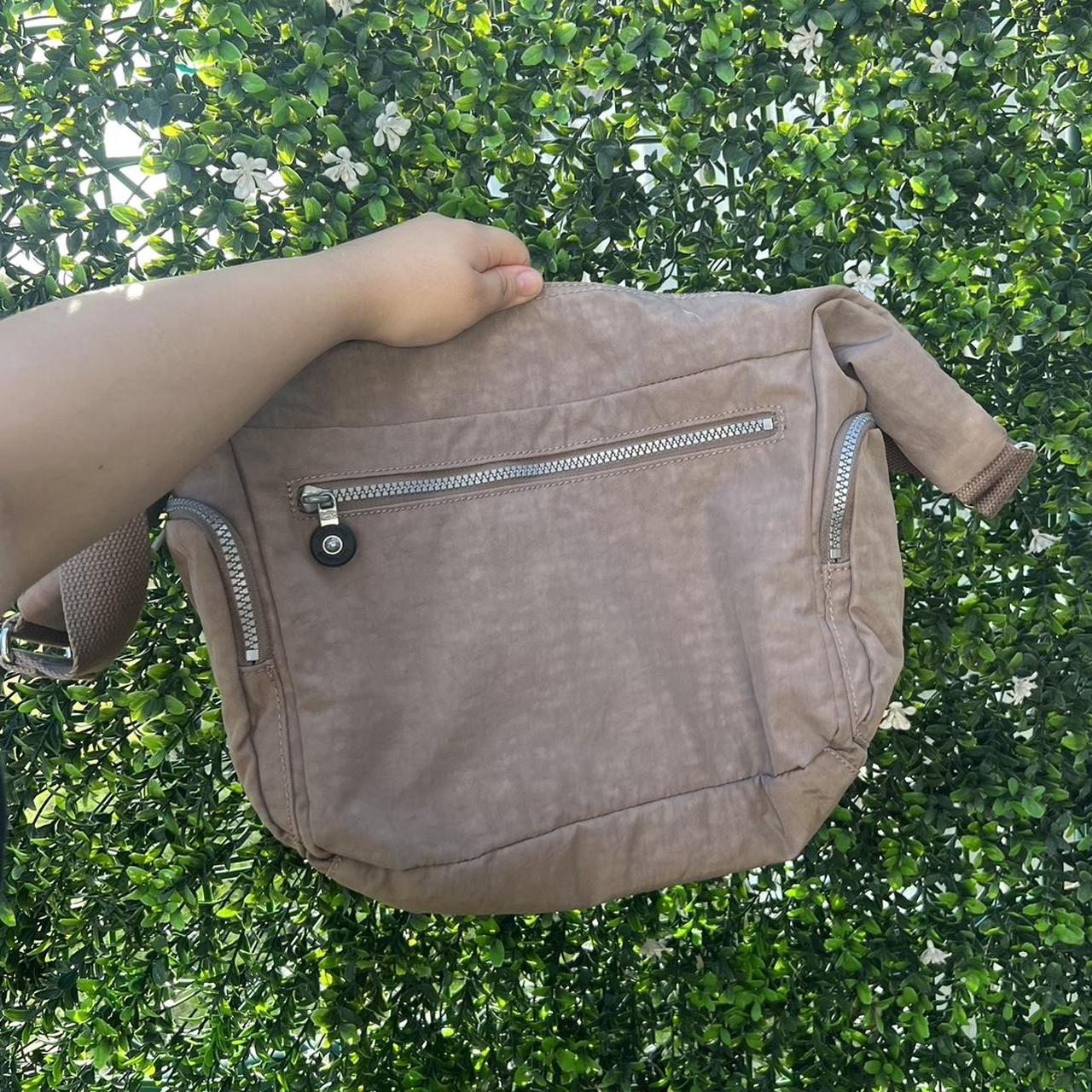 Kipling Women's Tan and Khaki Bag Depop