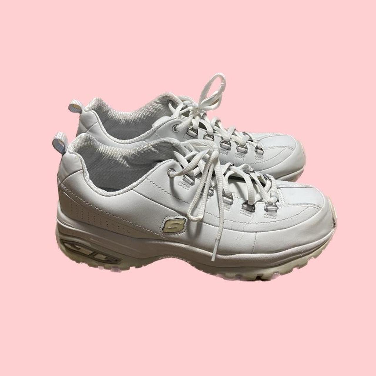 Skechers Women's Cream and White Trainers Depop