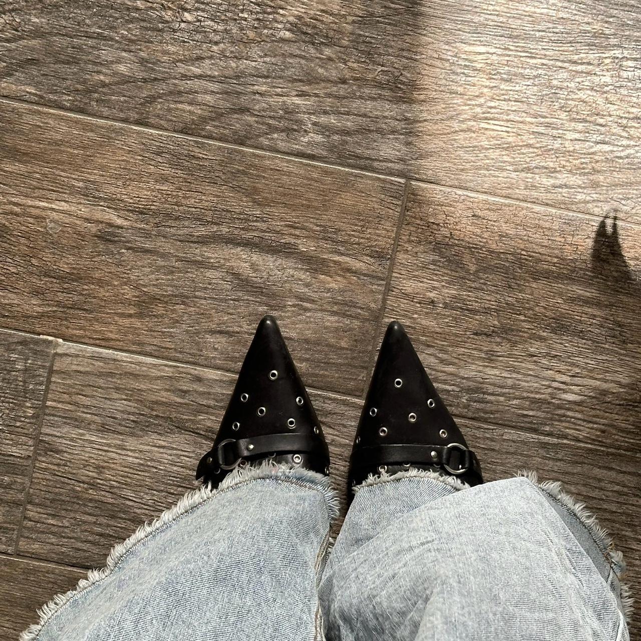 The cutest black pointed kitten heels with silver... - Depop