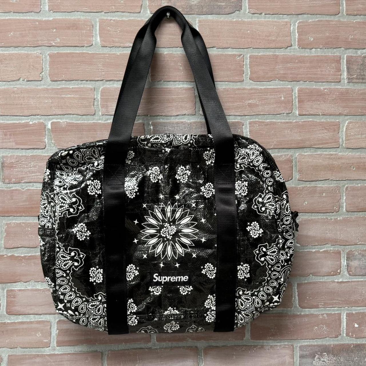 Supreme Bandana Tarp Large Duffle Bag 黒 Supreme Bandana Tarp