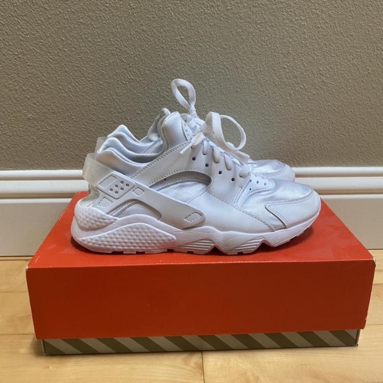 womens white hurache