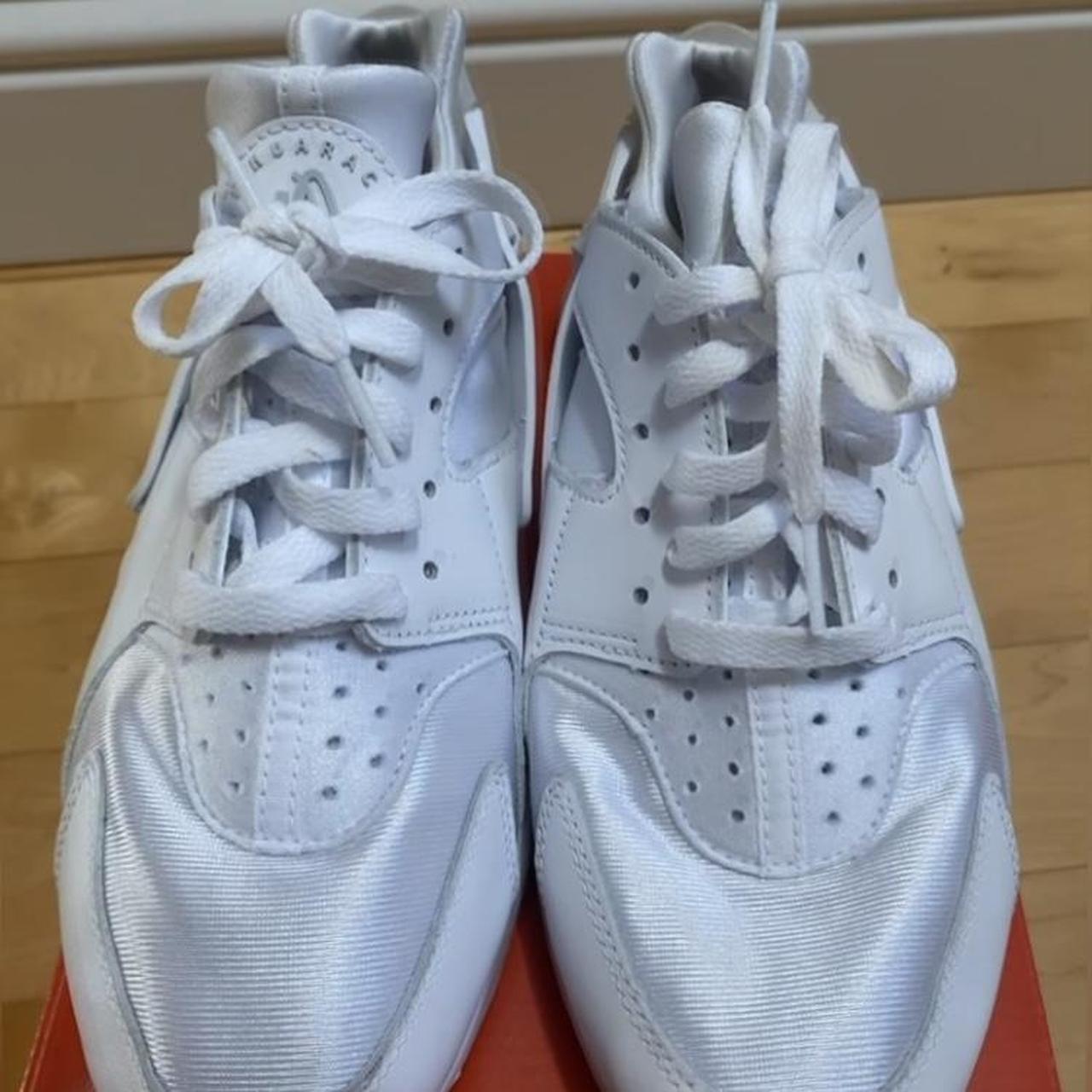 womens white hurache