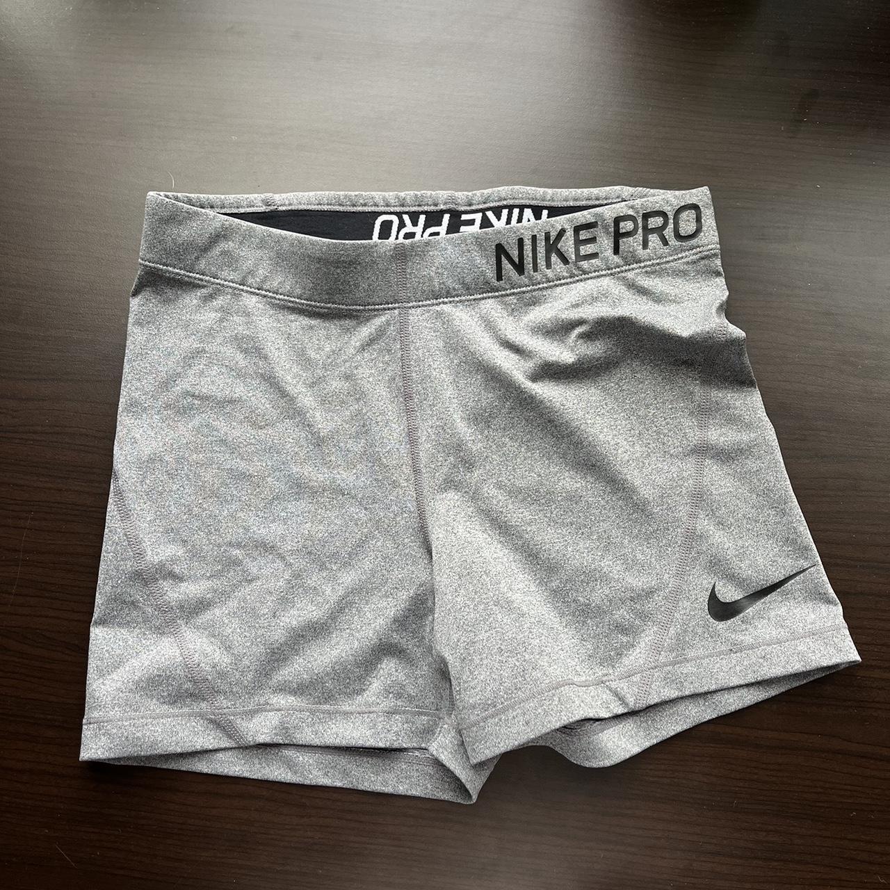 Grey Nike pro spandex - Depop