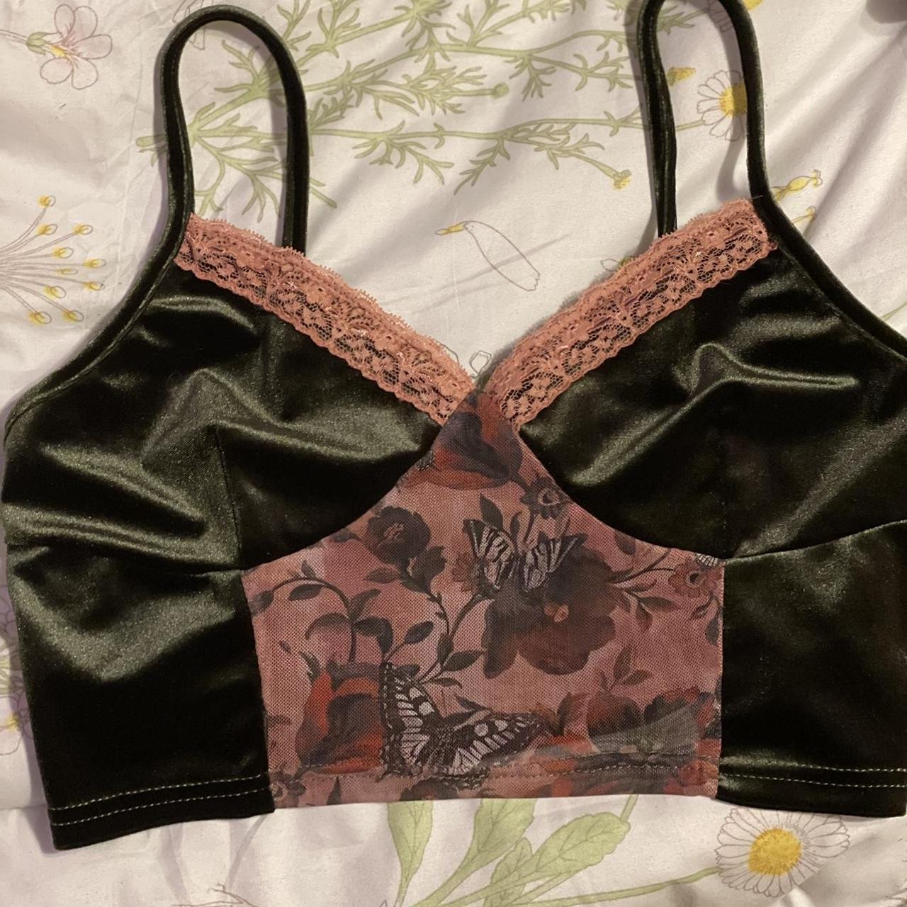 Romwe Women S Green And Pink Crop Top Depop