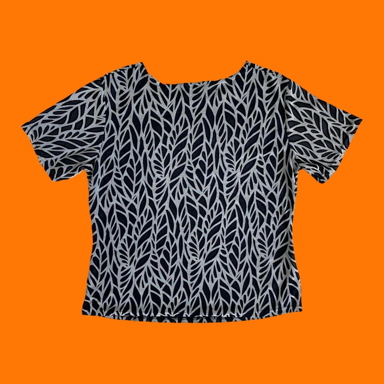 Source Unknown Women's Blouse - Grey - M – brand:… - image 6