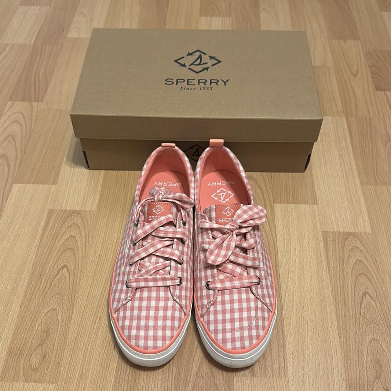 Sperry deals gingham sneaker