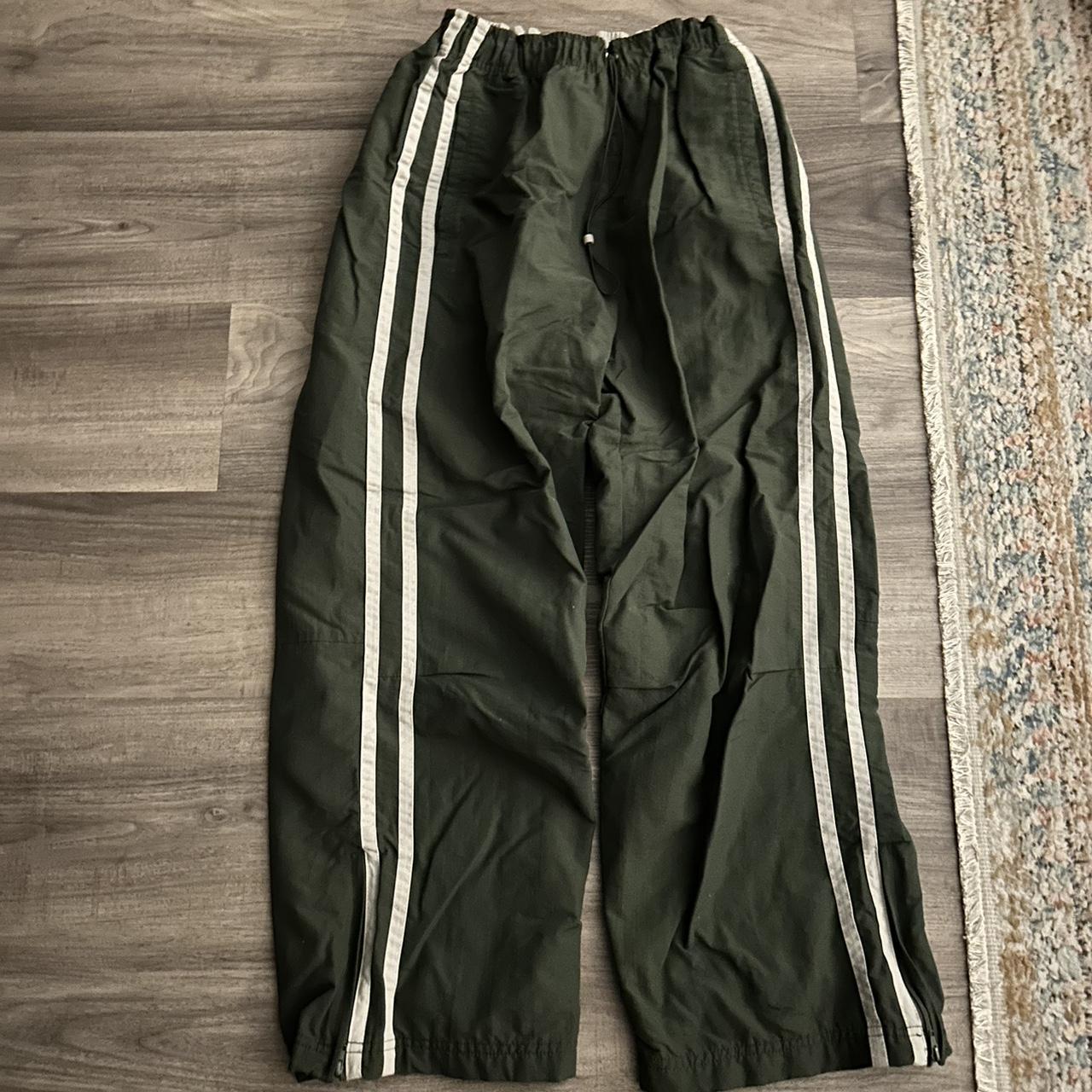 Trackpants - Depop