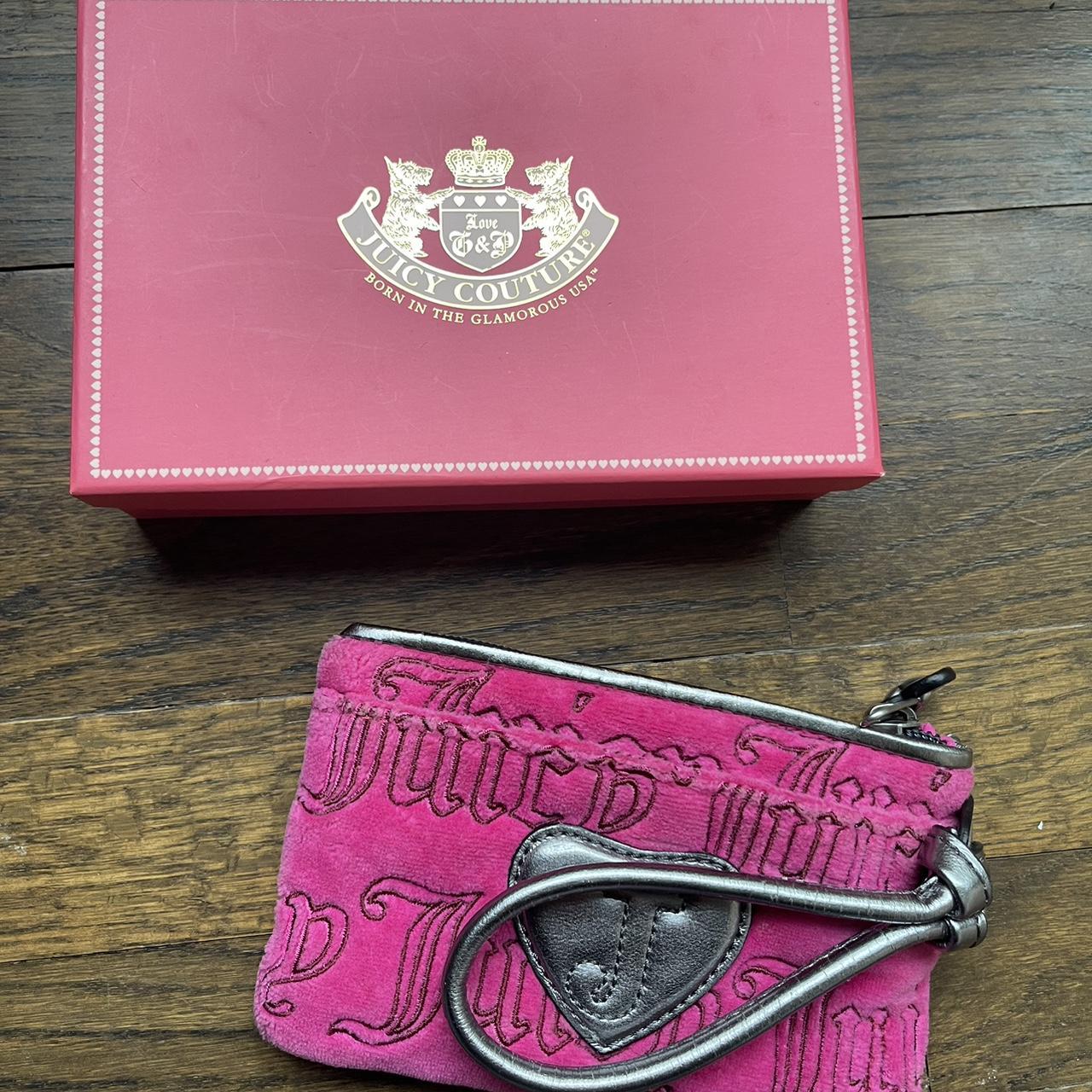 Never used authentic 2000s juicy couture coin pouch. Depop