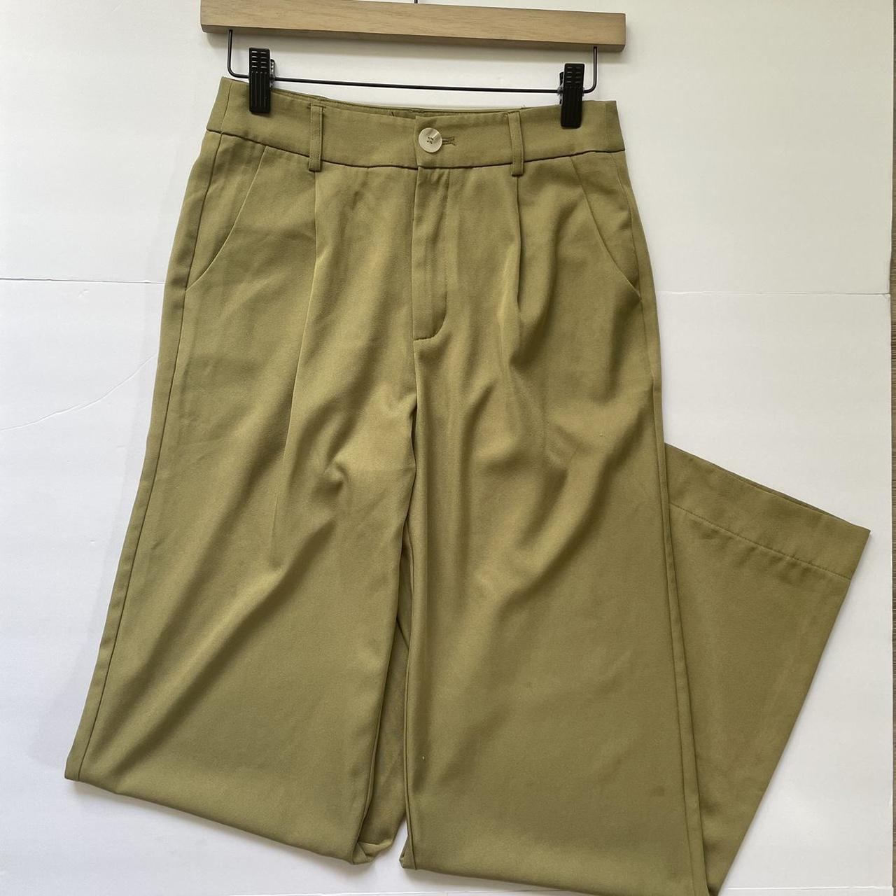 item listed by thrifthercloset