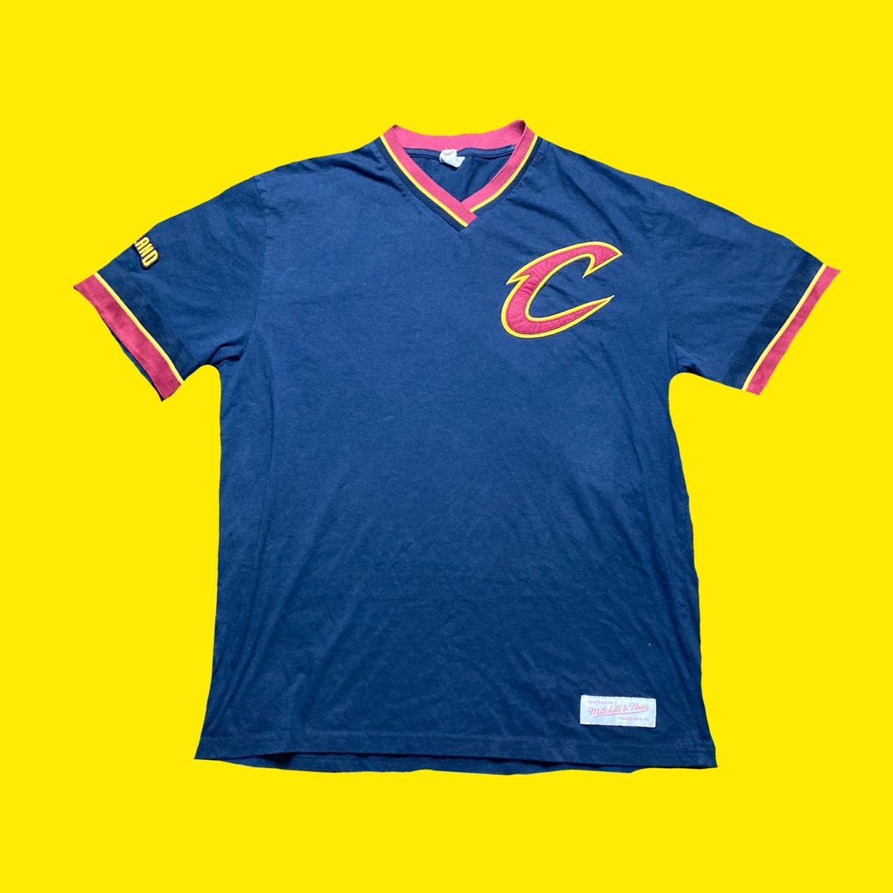 Mitchell & Ness Men's T-Shirt - Navy