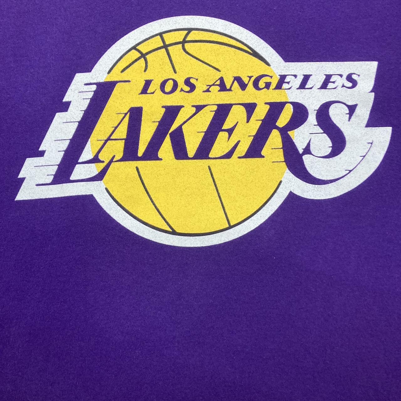 Lakers T-shirt Lakers Yellow Logo In Purple Background T-shirt