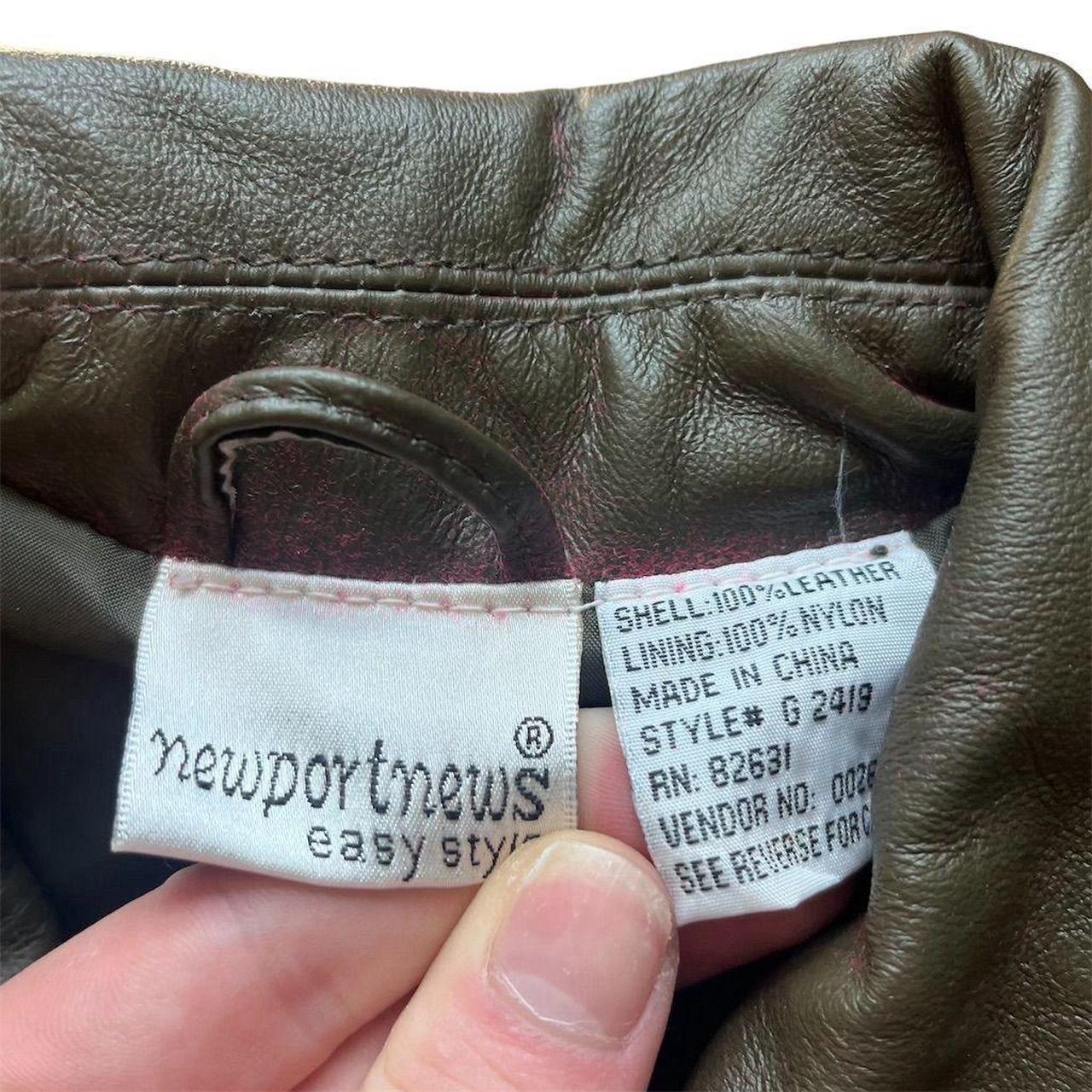 Vintage Newport News Women's Green Leather