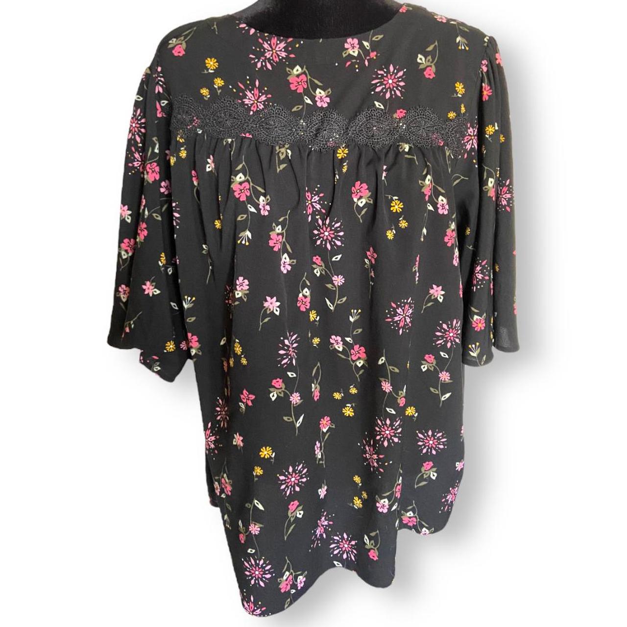 Lane Bryant Black Pink Flower Print Popover Blouse... - Depop