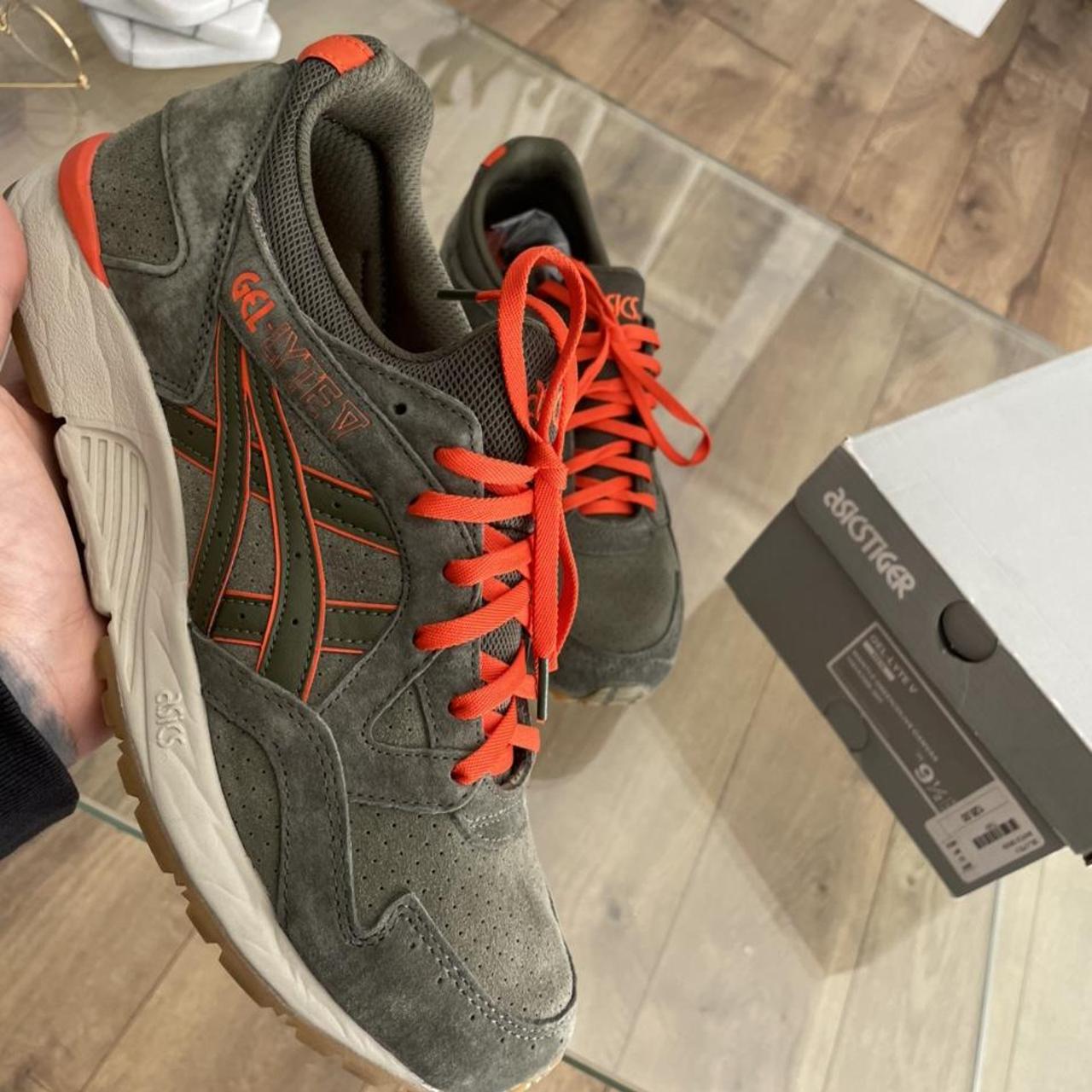 Asics tiger gel hotsell lyte v sizing