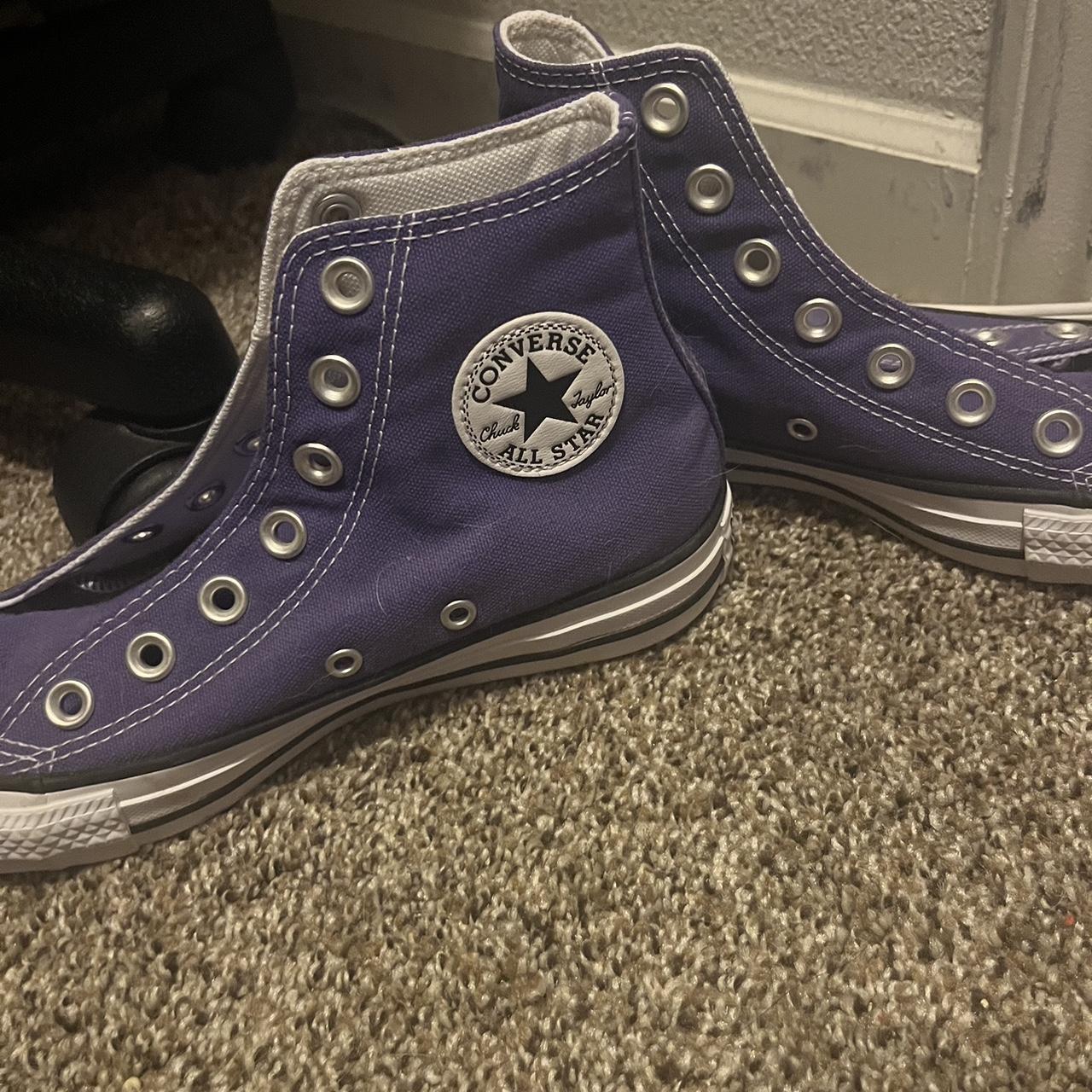 Royal hotsell purple converse