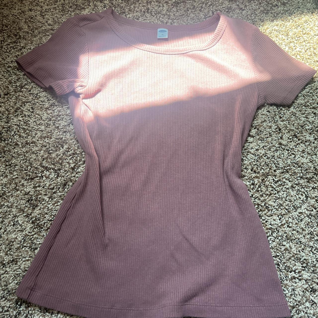 Old Navy Women's T-shirt | Depop