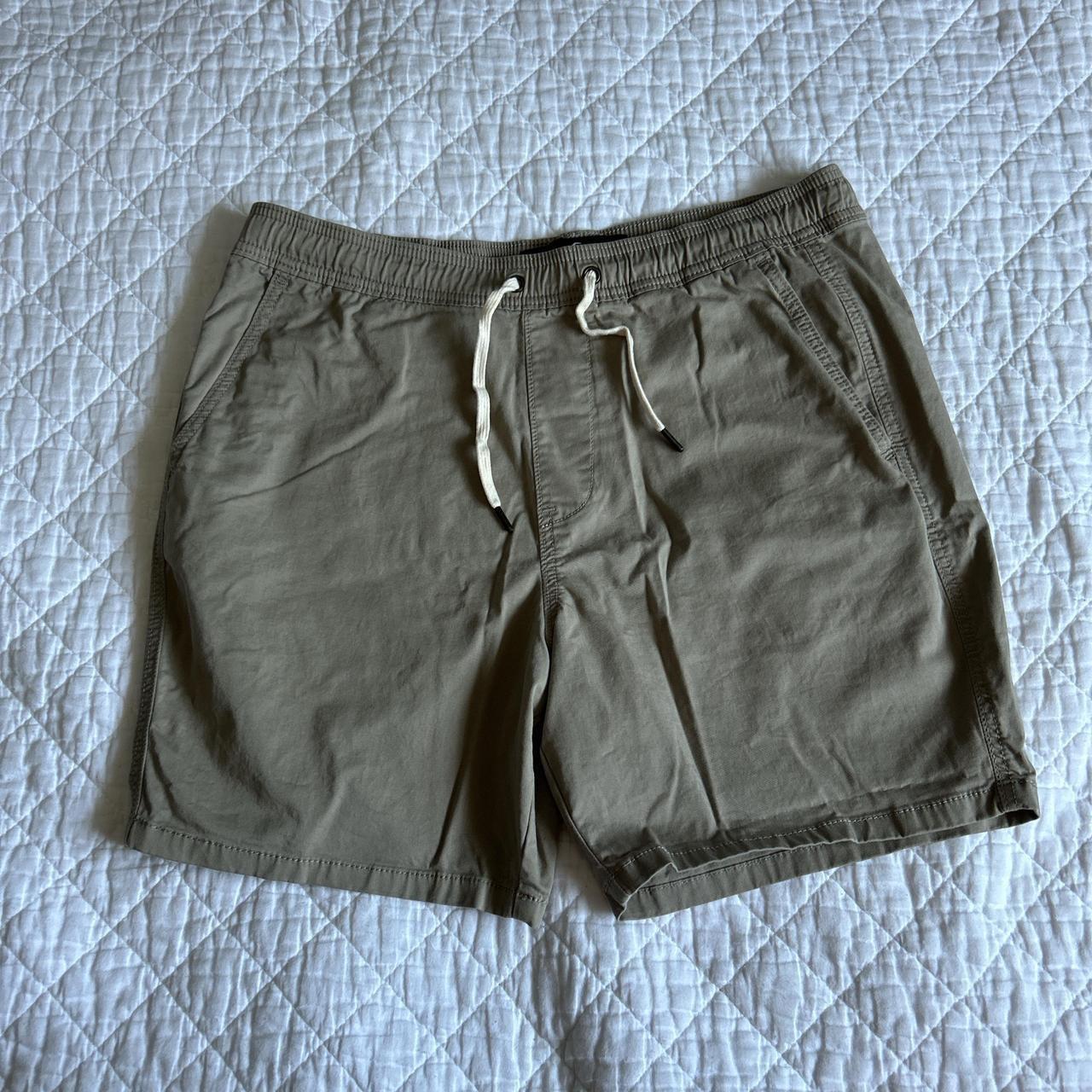 hollister khaki jogger shorts khaki Depop