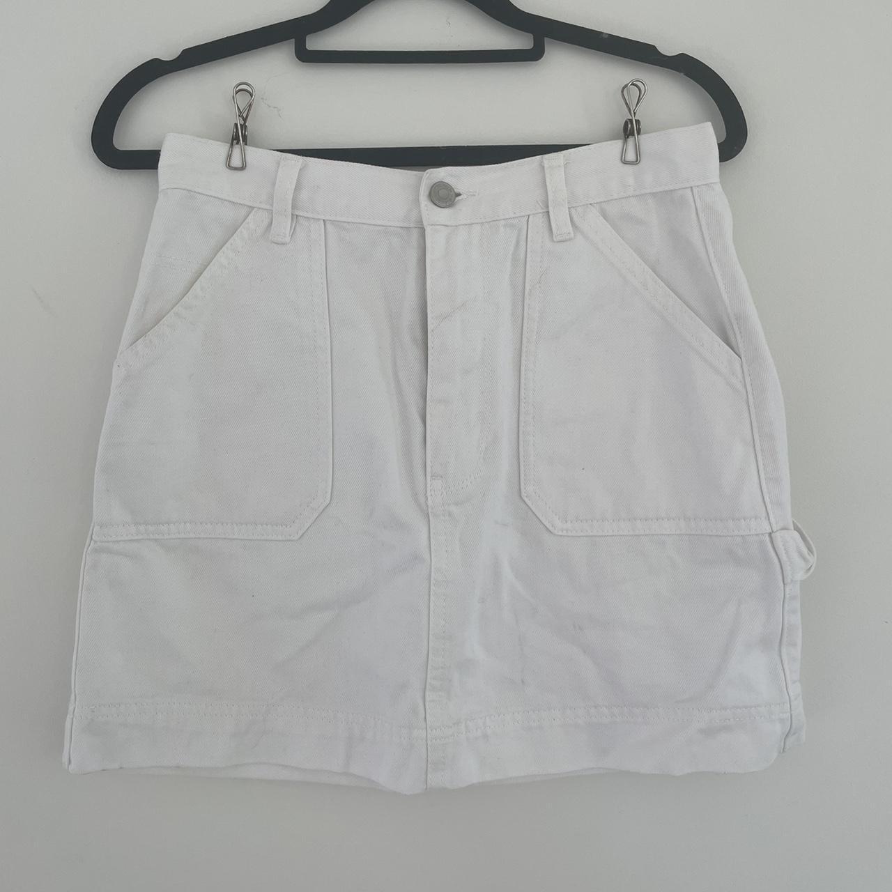Glassons white denim cargo skirt Size 8 Great... Depop