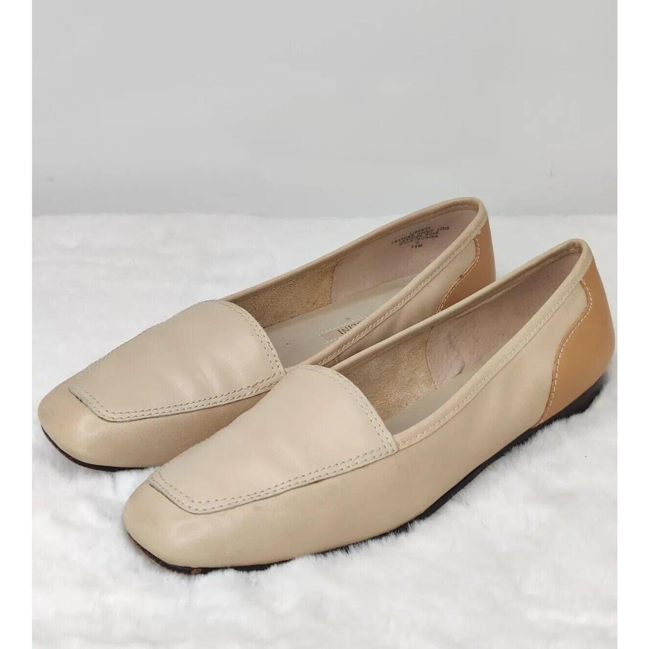 Tan Vintage Old money flats sz 7.5 By Etienne Depop