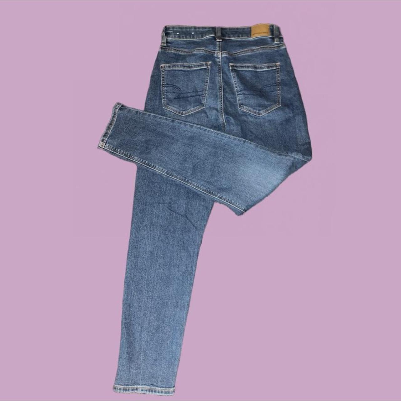 American Eagle Women's Blue and Navy Jeans Depop