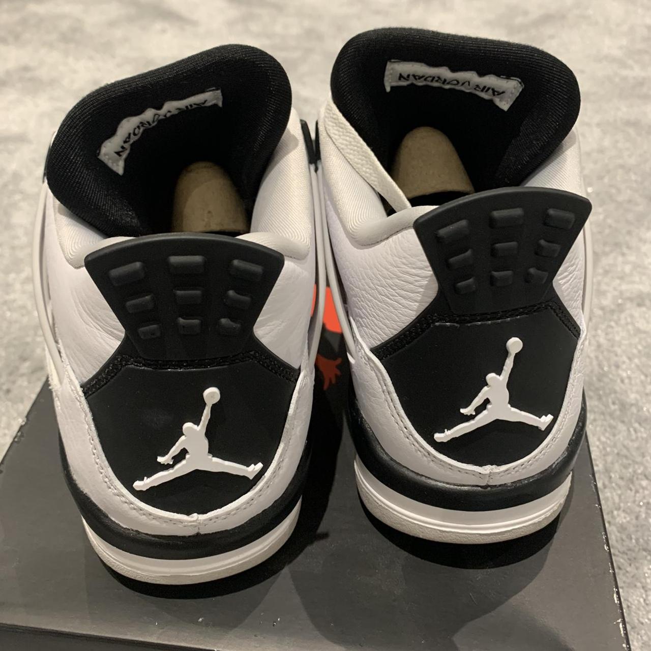 womens black and grey jordans