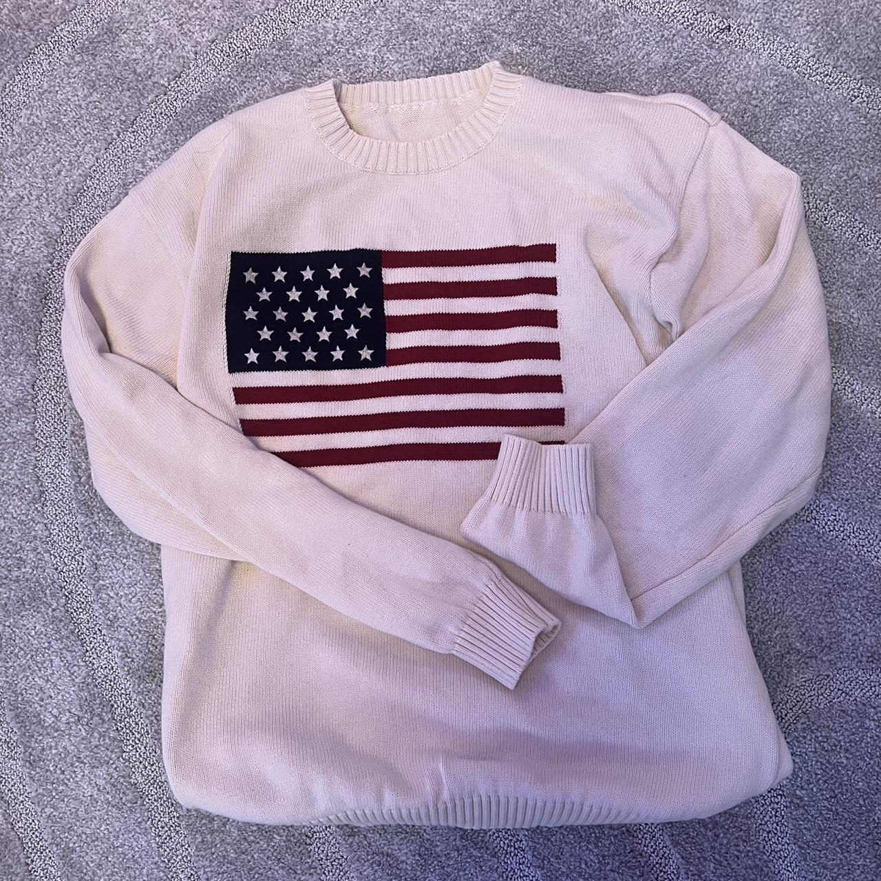BRANDY MELVILLE AMERICAN FLAG SWEATER, looks