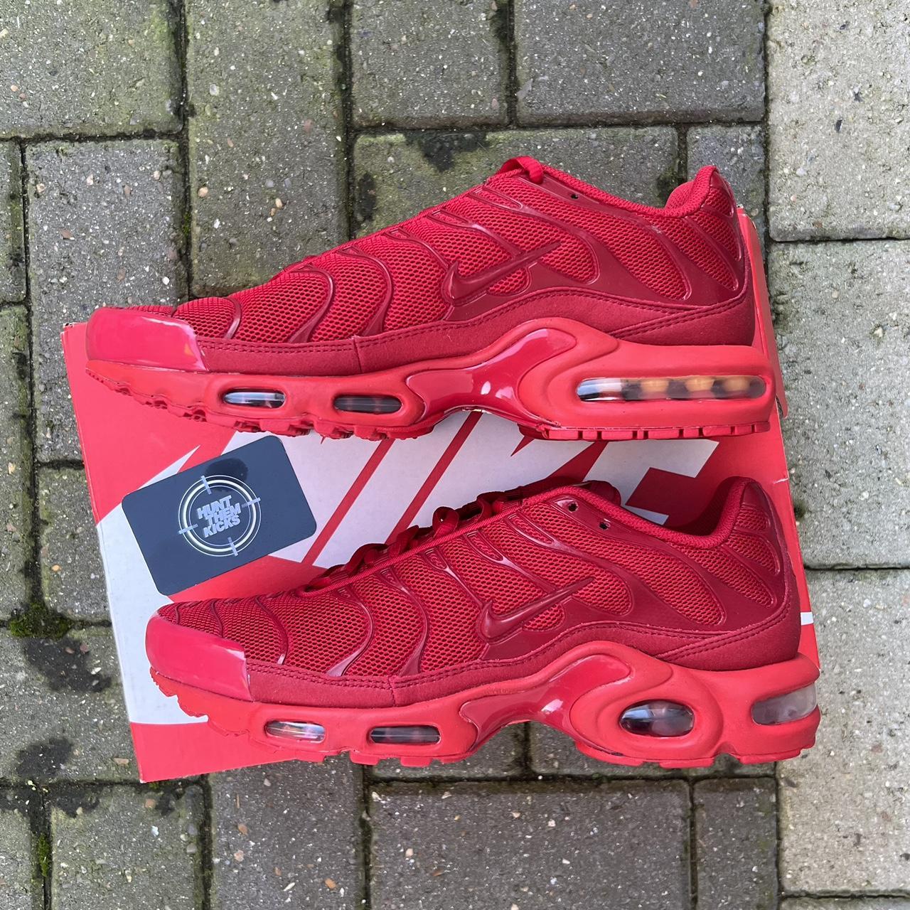 Air max plus txt on sale red