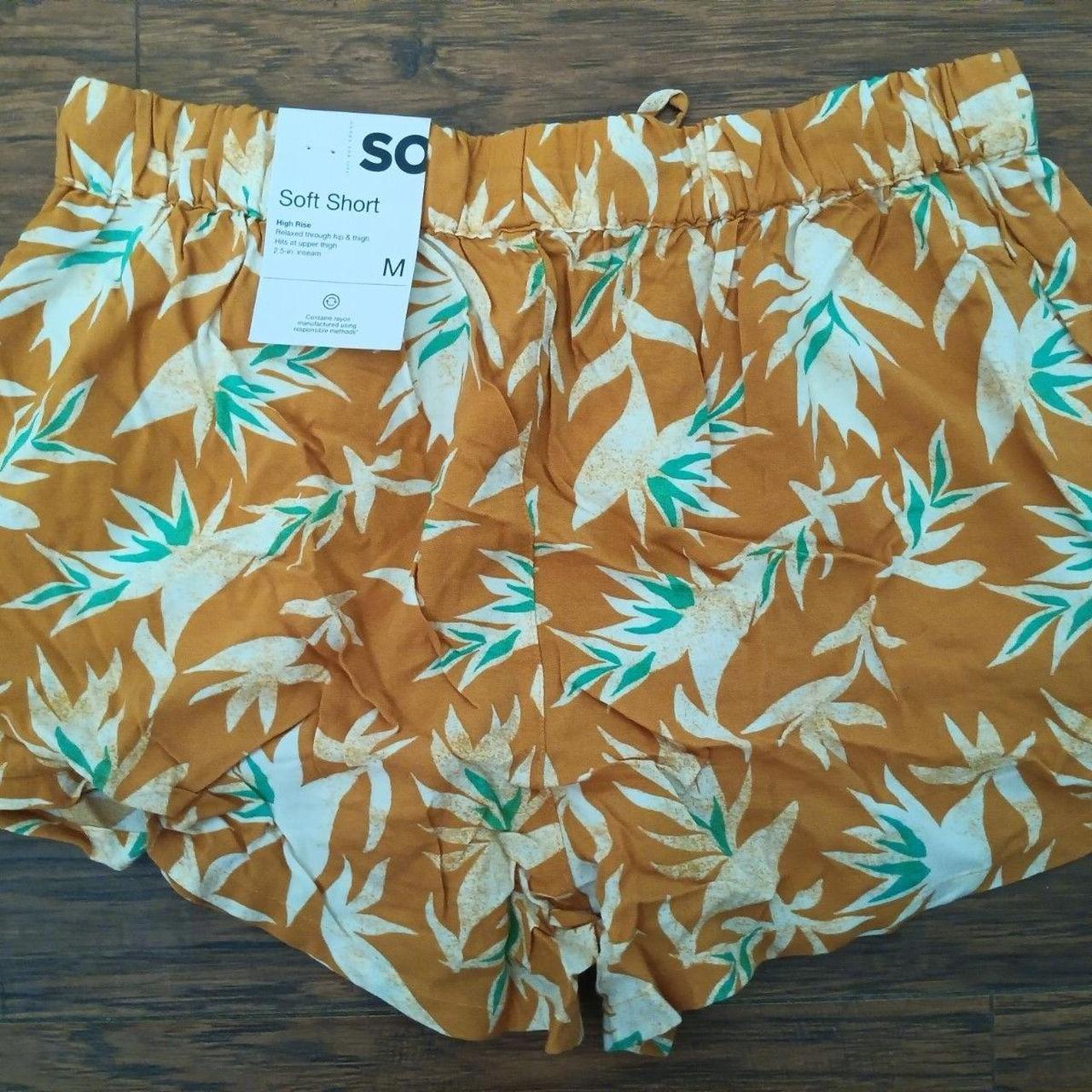 Source Unknown Women's Shorts - Yellow - M – Dive… - image 3