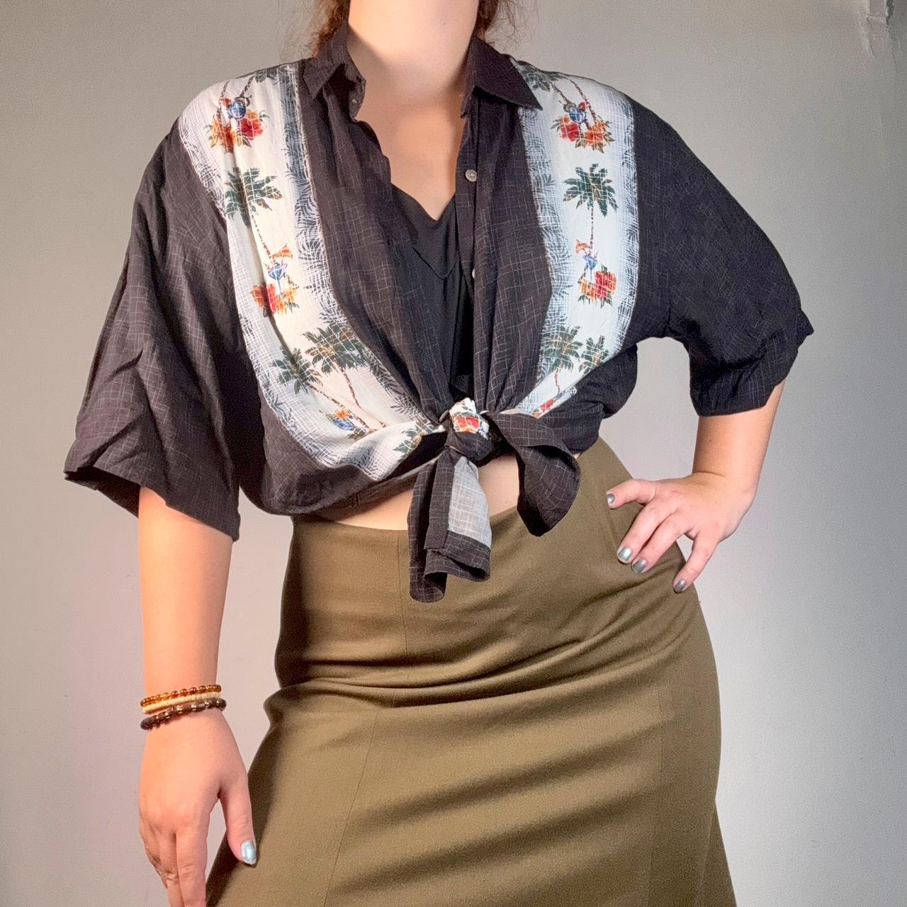 item listed by peachyandvintage