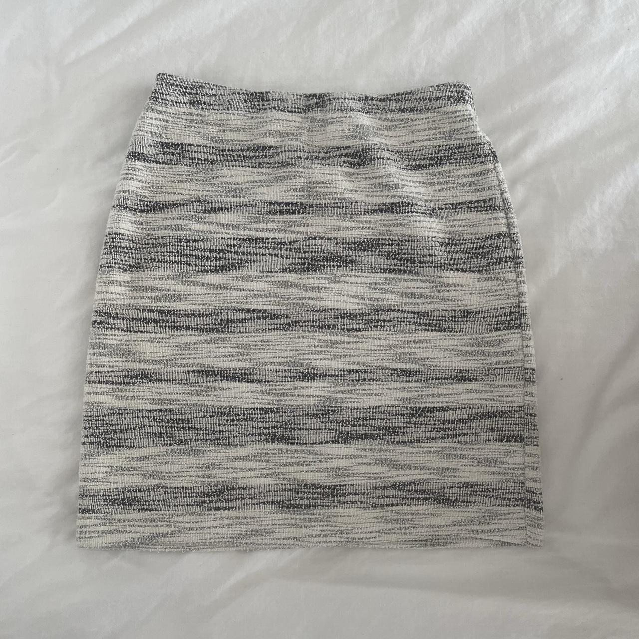 Women's White and Grey Skirt | Depop