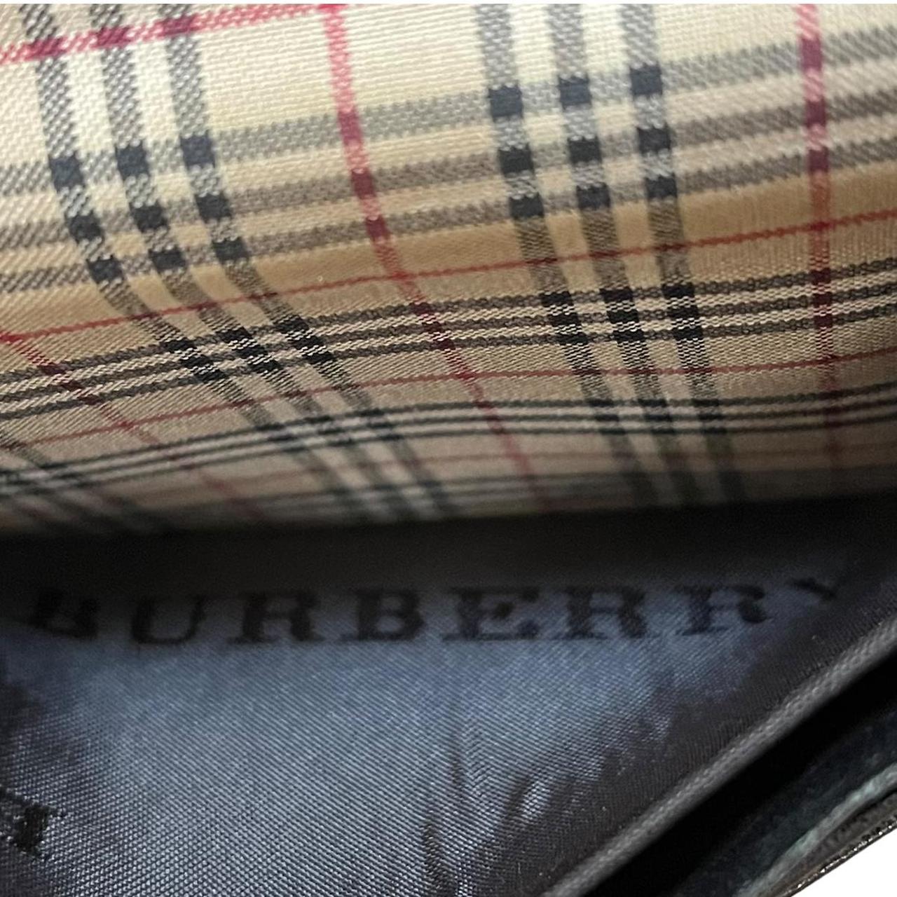 Burberry Vintage Nova Check Bifold... - Depop